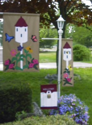 House Mid Size Garden Lamppost Flags Decorative House Flags House Of Flags Ma